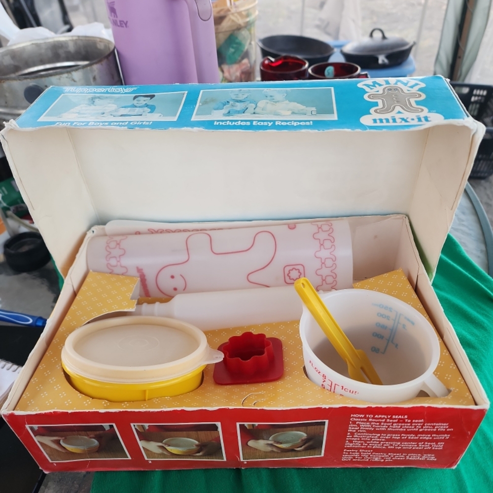 SOLD!!1987 Mini Mix-it Tupperware Play Set Iob by Tuppertoys, Vintage Tupperware